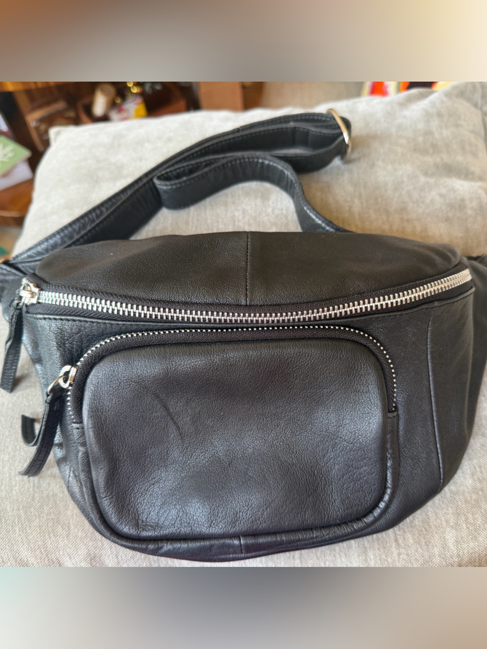 Day & Mood genuine leather black sling/crossbody bag in beautiful condition